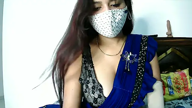 Gloie4u online show from October 28, 8:18 am