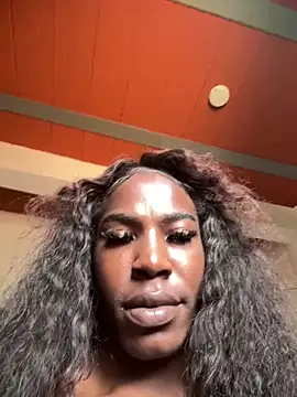 Snapshot of Richchocolatesweet_ chatting on February 12, 6:36 pm Richchocolatesweet online show from February 12, 6:36 pm