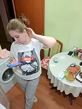 Sakura Green online show from March 9, 5:49 pm