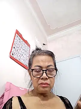 Hotestlove online show from October 25, 2:30 am