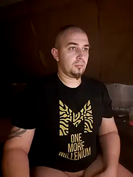 Foxyshaved online show from December 24, 4:55 am