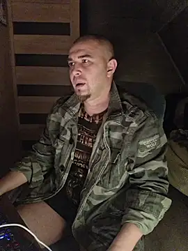 Foxyshaved online show from November 12, 3:40 am