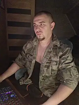 Foxyshaved online show from January 8, 6:37 am