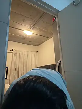 slimcateee online show from November 7, 7:03 pm