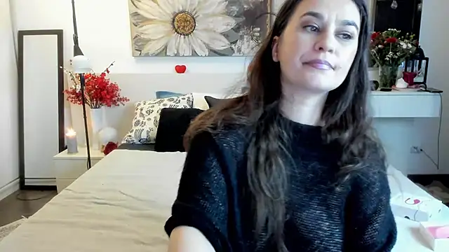 JoyCasidy online show from March 11, 5:30 pm