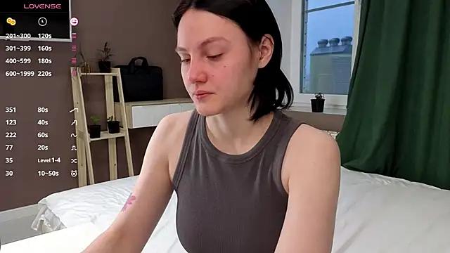 MaryCoopeer online show from November 4, 5:06 am