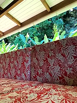 emma4xxx online show from April 23, 9:06 pm