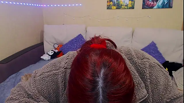 JuliaKeln online show from February 21, 10:48 pm