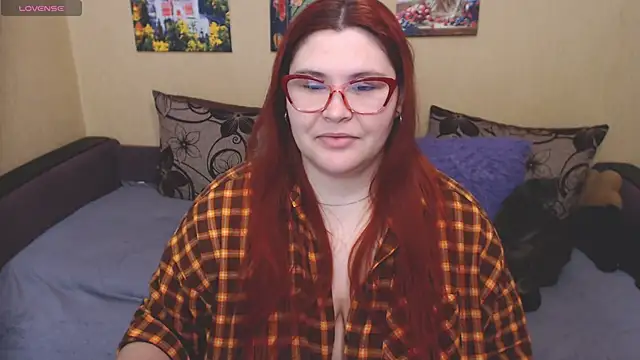 JuliaKeln online show from April 22, 4:08 pm