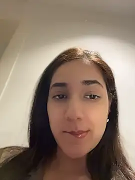 Snapshot of CuteeRose chatting on July 10, 6:32 pm CuteeRose online show from July 10, 6:32 pm