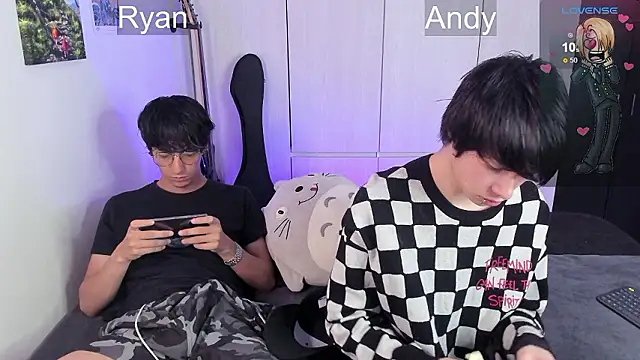 Aventure Twinks online show from December 8, 3:43 am