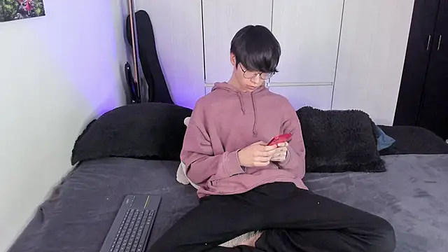 Aventure Twinks online show from January 3, 8:21 am