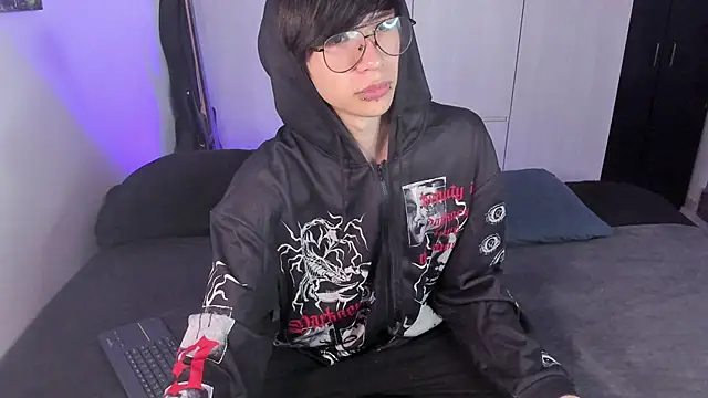 Aventure Twinks online show from January 24, 11:48 am