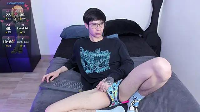 Aventure Twinks online show from March 23, 7:09 am