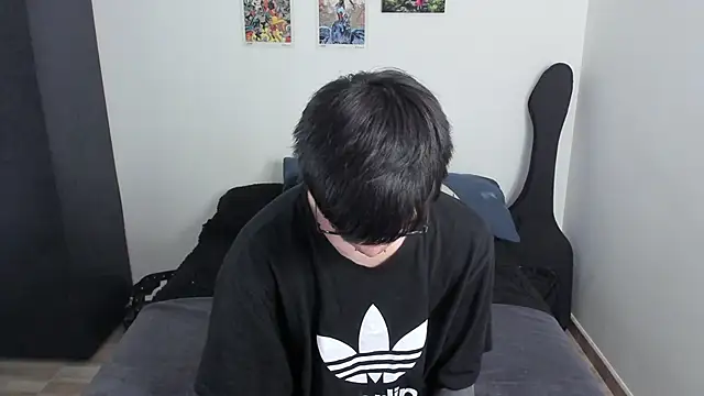 Aventure Twinks online show from September 23, 5:05 pm