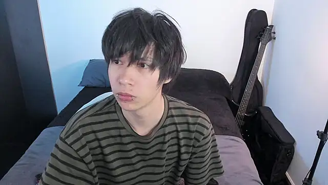Aventure Twinks online show from May 17, 12:08 am