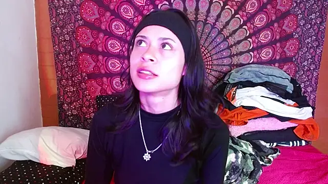 Snapshot of AbbySccott chatting on April 10, 1:16 pm AbbySccott online show from April 10, 1:16 pm