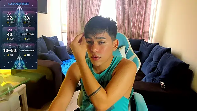 Snapshot of Franco_Rizzo_ chatting on December 12, 8:53 pm Franco Rizzo  online show from December 12, 8:53 pm