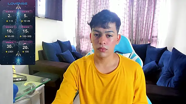 Snapshot of Franco_Rizzo_ chatting on December 13, 7:32 pm Franco Rizzo  online show from December 13, 7:32 pm