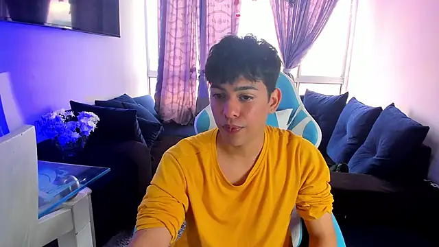 Snapshot of Franco_Rizzo_ chatting on January 2, 7:40 pm Franco Rizzo  online show from January 2, 7:40 pm