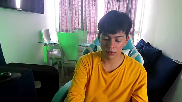 Snapshot of Franco_Rizzo_ chatting on January 27, 5:48 pm Franco Rizzo  online show from January 27, 5:48 pm