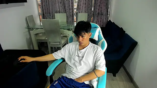 Snapshot of Franco_Rizzo_ chatting on February 6, 10:32 pm Franco Rizzo  online show from February 6, 10:32 pm