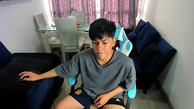 Snapshot of Franco_Rizzo_ chatting on February 11, 10:07 pm Franco Rizzo  online show from February 11, 10:07 pm