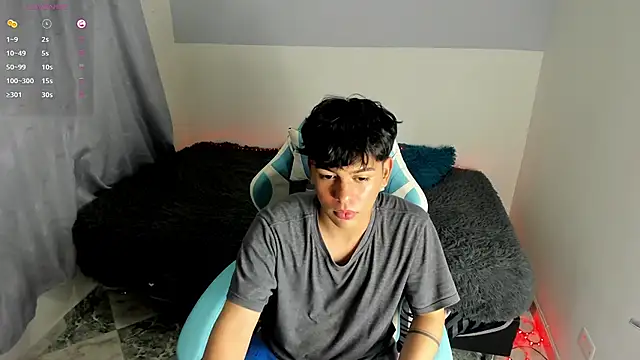 Snapshot of Franco_Rizzo_ chatting on March 20, 9:35 pm Franco Rizzo  online show from March 20, 9:35 pm