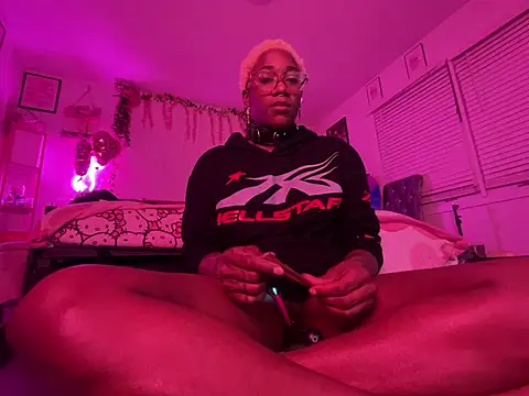 VixenCapri online show from January 16, 11:14 am