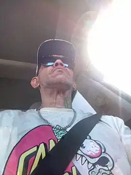 RoodoggXL online show from March 11, 6:47 pm