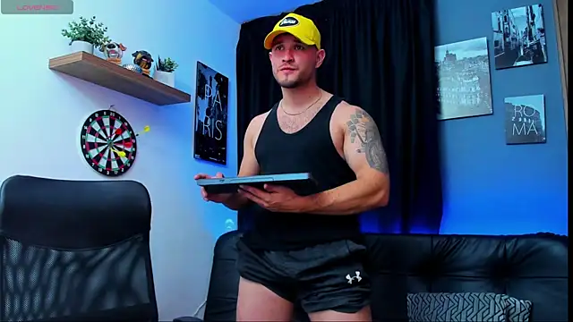 AndrewDiaz online show from December 16, 3:40 am