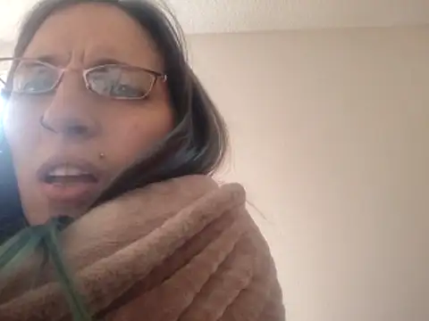 SmokeShow686 online show from March 29, 5:35 pm