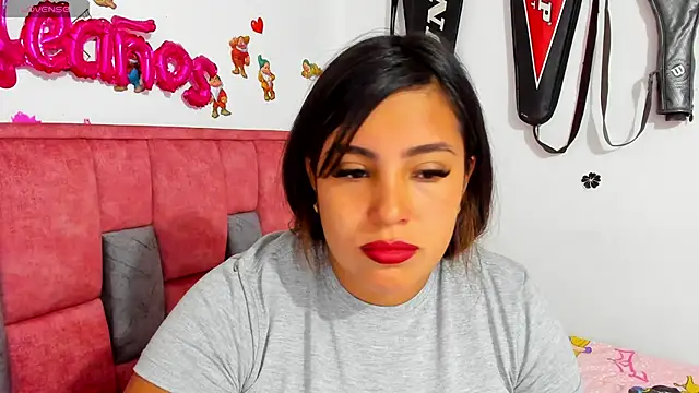 Snapshot of elana_kepler chatting on December 10, 12:50 am elana kepler online show from December 10, 12:50 am