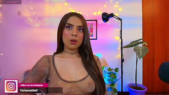 Snapshot of Yeriawaddell_ chatting on March 1, 2:26 am Yeriawaddell  online show from March 1, 2:26 am