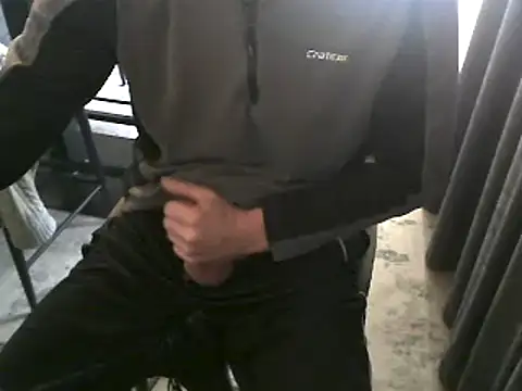 hornyman18cm39 online show from January 2, 10:58 am