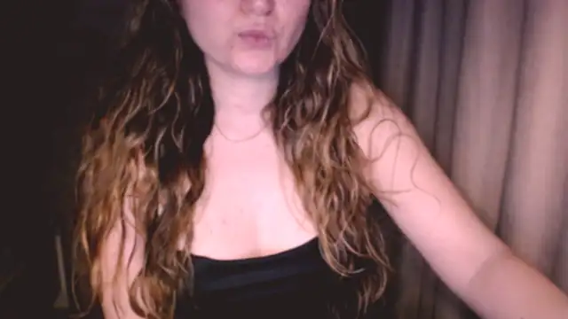 Snapshot of fiona_cute_2 chatting on December 1, 7:41 pm fiona cute 2 online show from December 1, 7:41 pm