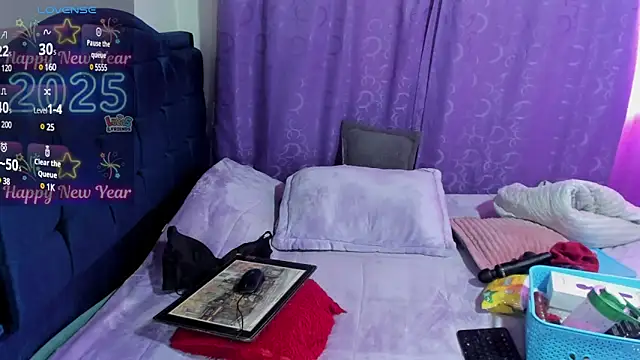 Snapshot of Kenia_oz chatting on January 14, 2:32 pm Kenia oz online show from January 14, 2:32 pm