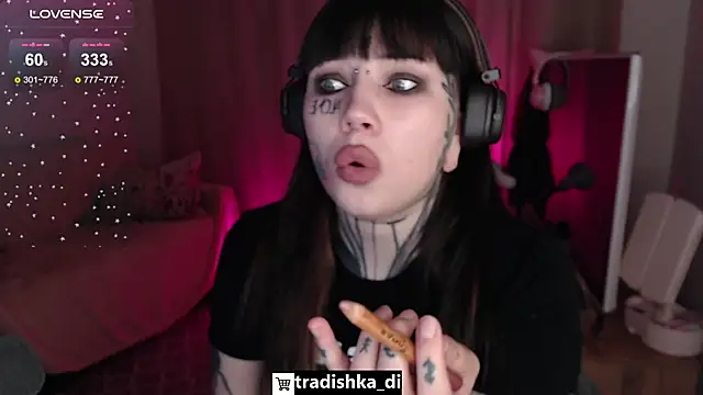 tradishka online show from November 14, 7:34 pm