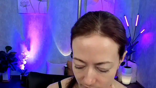 Snapshot of kimberlyray777 chatting on February 1, 2:02 pm kimberlyray777 online show from February 1, 2:02 pm