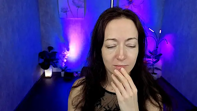 Snapshot of kimberlyray777 chatting on March 3, 9:33 am kimberlyray777 online show from March 3, 9:33 am