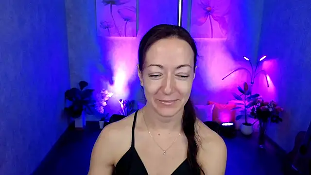 Snapshot of kimberlyray777 chatting on March 8, 11:37 am kimberlyray777 online show from March 8, 11:37 am