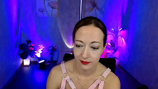 Snapshot of kimberlyray777 chatting on March 15, 1:18 pm kimberlyray777 online show from March 15, 1:18 pm