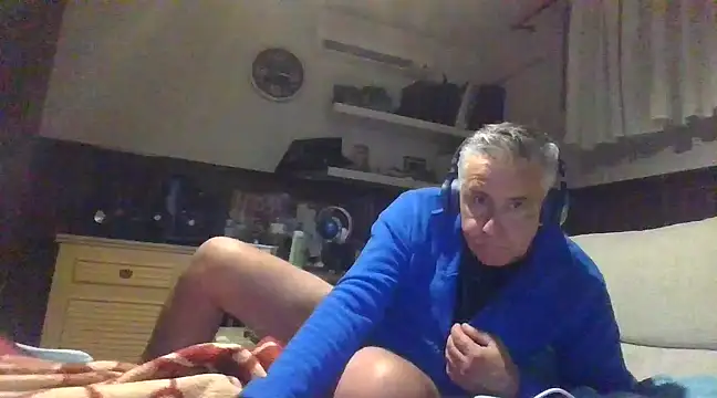 Snapshot of parejamlga58 chatting on January 3, 10:40 pm parejamlga58 online show from January 3, 10:40 pm