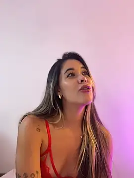 Emilia Bakerr online show from March 7, 8:33 pm