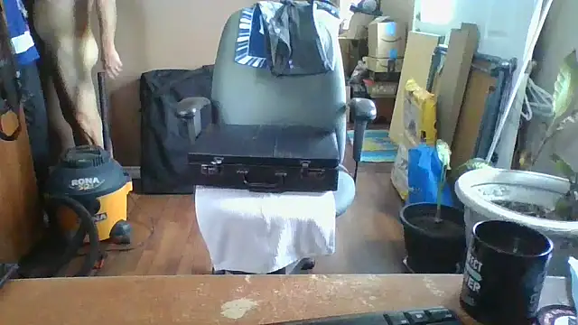 Snapshot of Daremeknot chatting on January 30, 4:24 pm Daremeknot online show from January 30, 4:24 pm