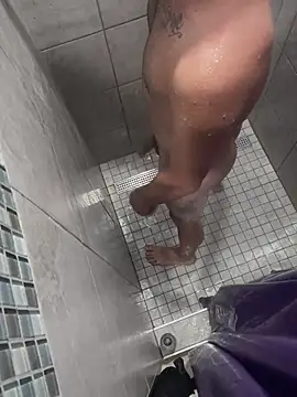 Snapshot of OlinWayy chatting on March 15, 9:05 pm OlinWayy online show from March 15, 9:05 pm