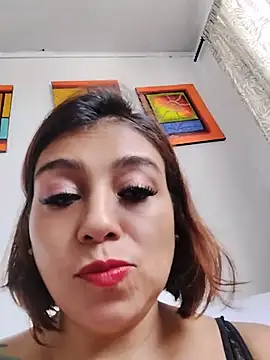 Snapshot of MrsFoucher chatting on July 12, 8:00 pm MrsFoucher online show from July 12, 8:00 pm