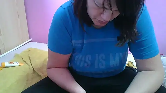 Lucinka1 online show from February 17, 3:42 pm