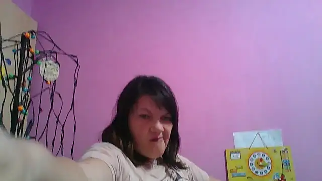 Lucinka1 online show from March 13, 6:23 pm