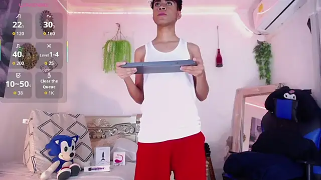 huge armound online show from November 20, 6:40 pm